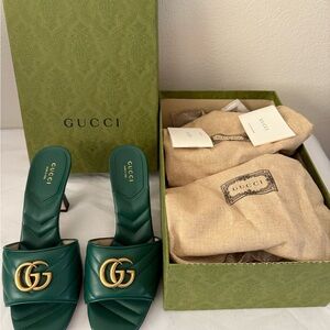 Gucci Women's Emerald Green Leather Mules